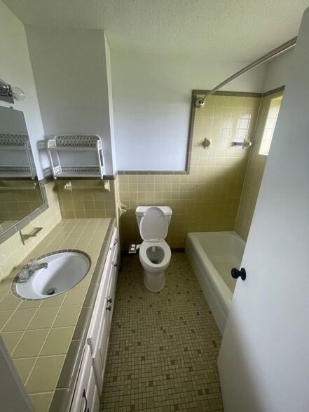 Building Photo - 55075 US-51