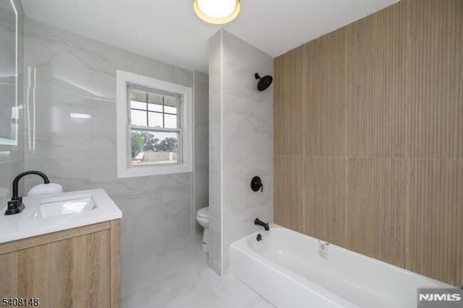 Building Photo - 35 Amsterdam Ave