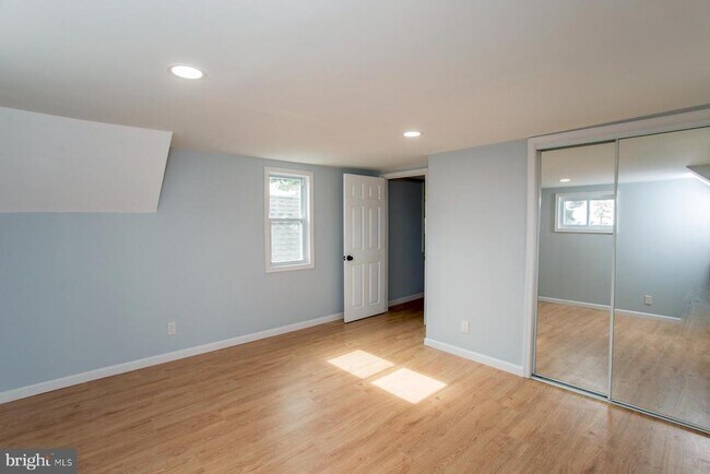 Building Photo - 3412 Upper West End Ave