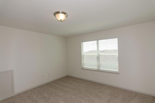 Building Photo - 409 Otto Ave