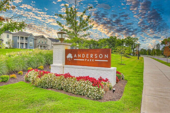 Building Photo - Like-New Modern Townhome Near Dining, Shopping, Trails & Old Hickory Lake