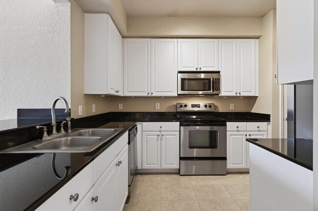 Building Photo - 8539 Gate Pkwy W