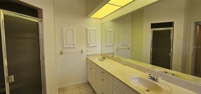 Building Photo - 1152 Deardon Dr