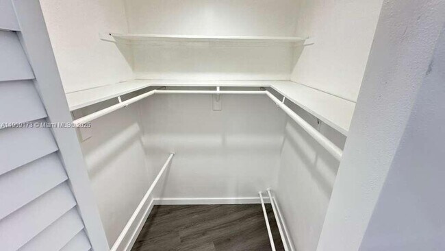 Building Photo - 1475 NE 125th Terrace