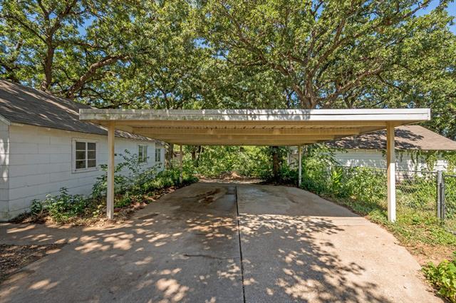 Building Photo - 7366 Meadowbrook Dr
