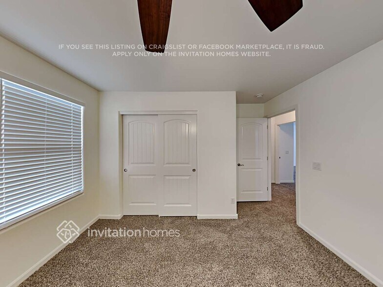 Building Photo - 1373 S Ponderosa Dr
