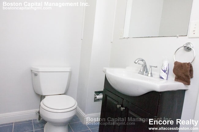 Building Photo - 1743 Commonwealth Ave