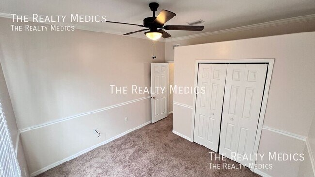 Building Photo - 795 Alcazar Ave