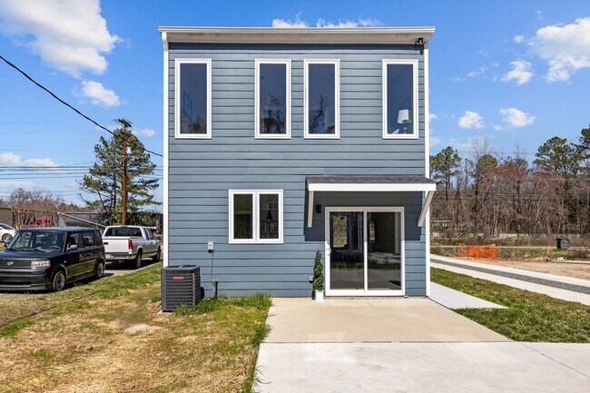 Building Photo - New Construction near Downtown Durham, Pet...