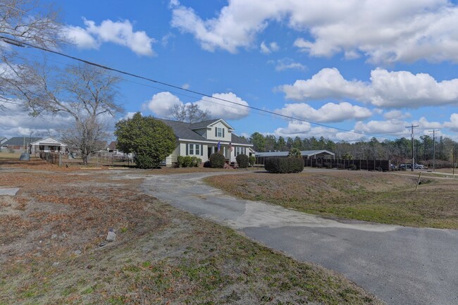 Building Photo - 642 Highway 378