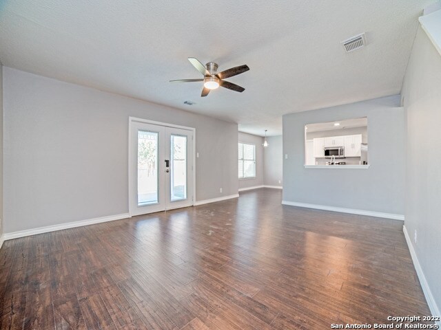 Building Photo - 8162 Ocean Meadow Dr