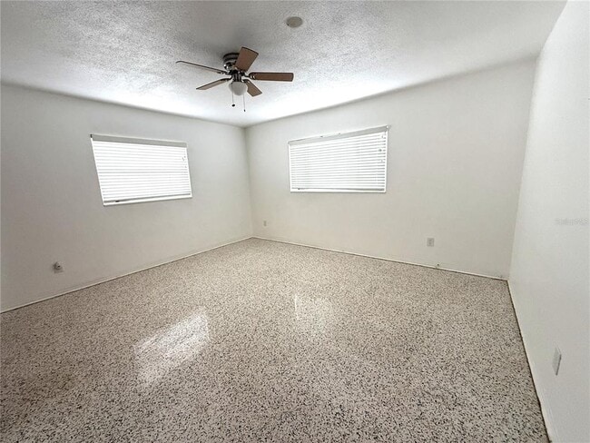 Building Photo - 2420 68th Ave S