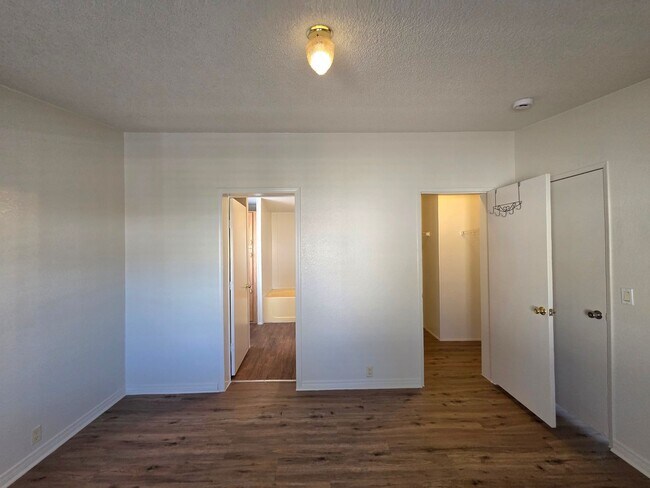 Building Photo - 5914 Sassy Rose Dr