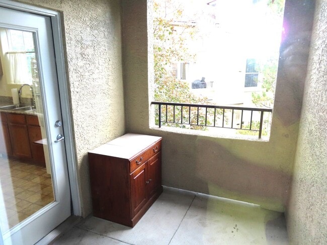 Building Photo - 9050 Double R Blvd