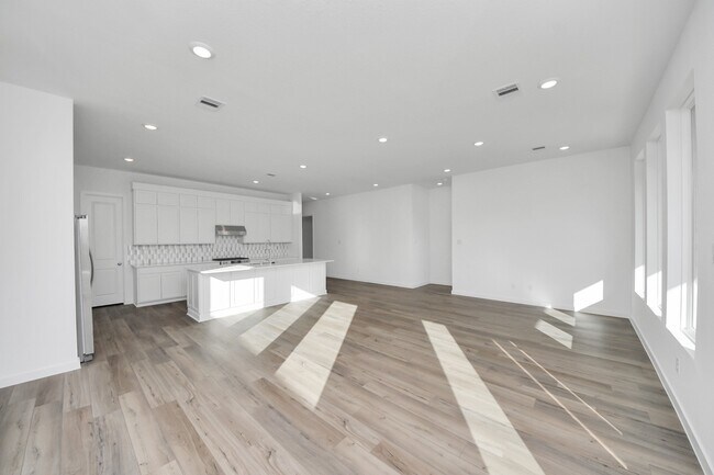 Building Photo - 32031 Victoria Meadow Dr