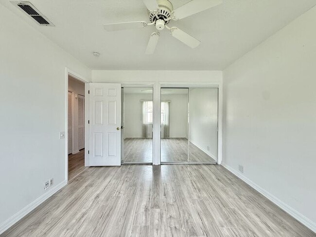 Building Photo - 13642 Dunwoody Ct