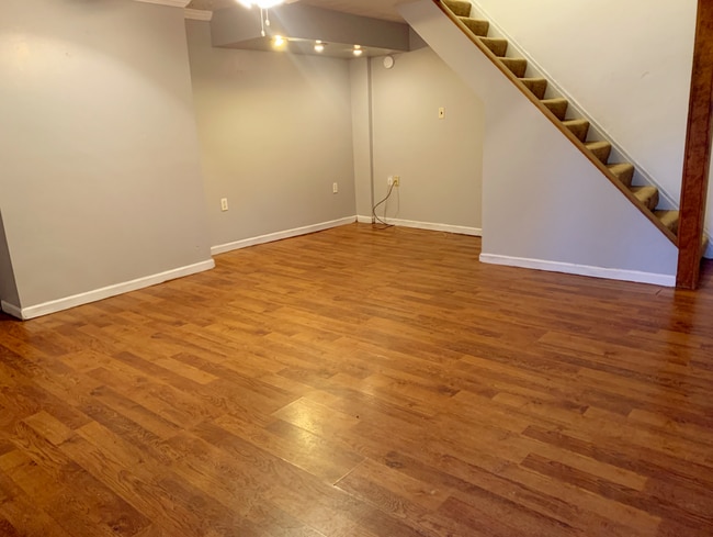 Building Photo - 326 Merrimac St