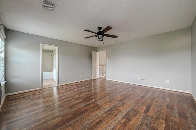 Building Photo - 18110 Shallow Leaf Ln