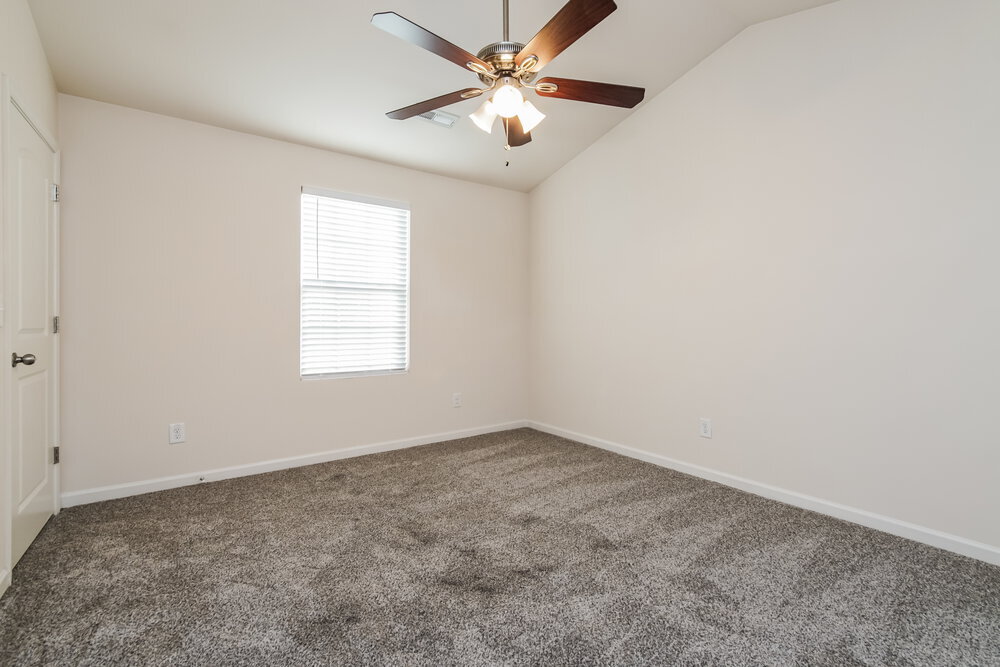 Building Photo - 1433 Tamarino Dr