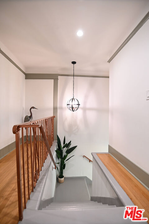 Building Photo - 1600 N Kingsley Dr