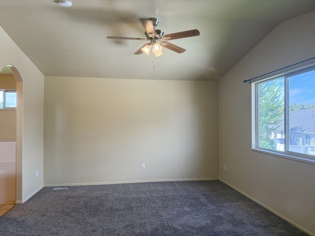 Building Photo - 1837 N 25 E