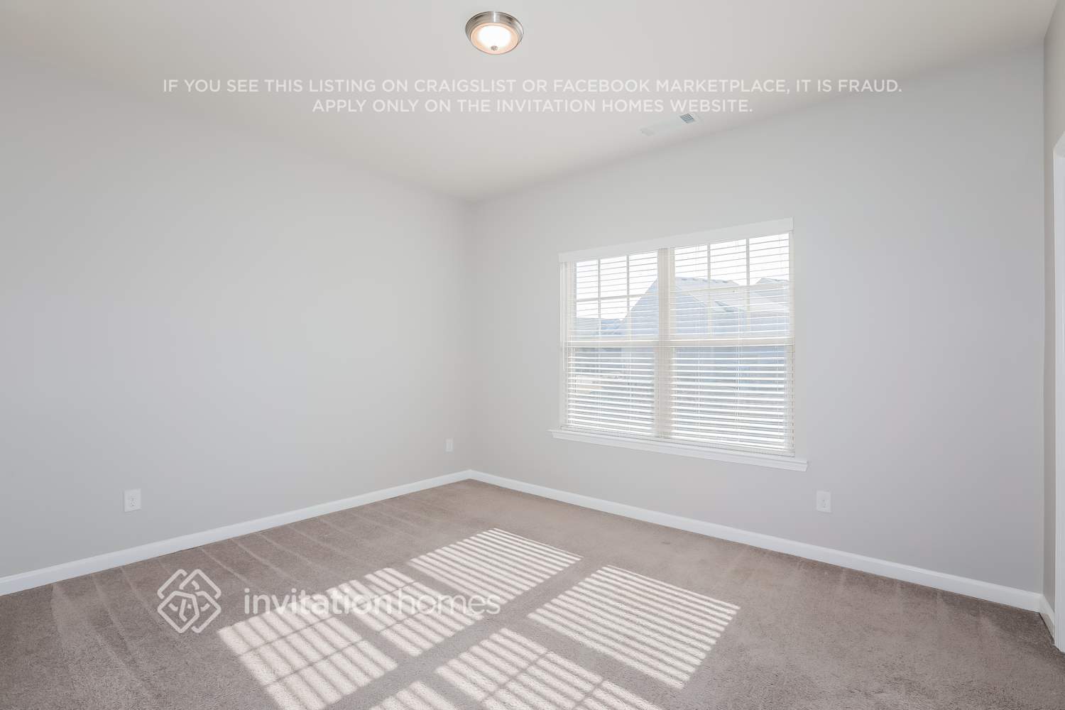 Building Photo - 2049 Charcoal Ives Rd