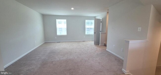 Building Photo - 67 Wiggles Ct