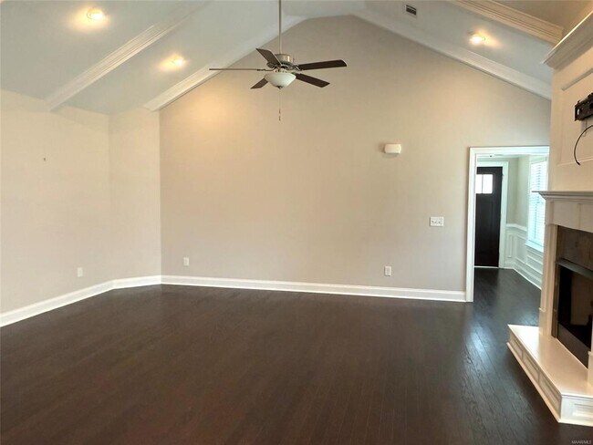 Building Photo - 110 Herman Dr