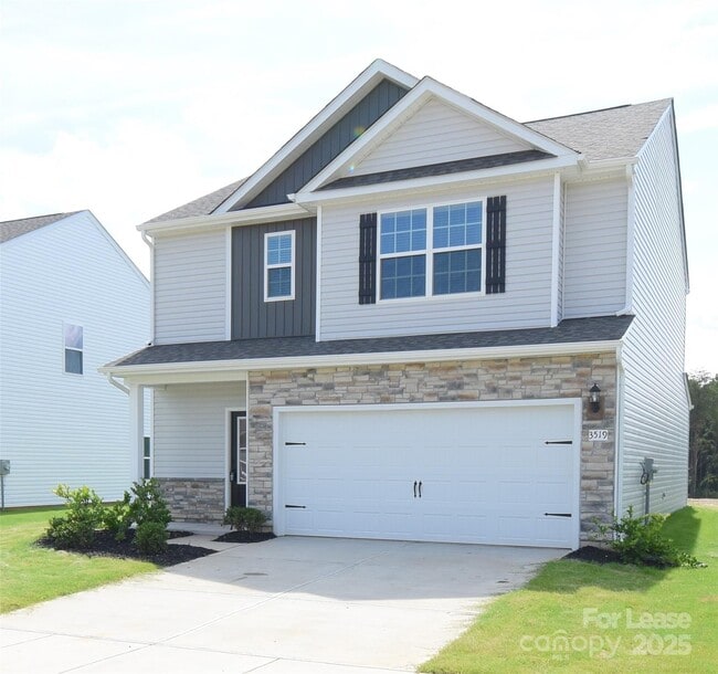 Primary Photo - 3519 Narrow Ln