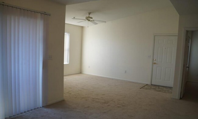Building Photo - 6955 N Durango Dr
