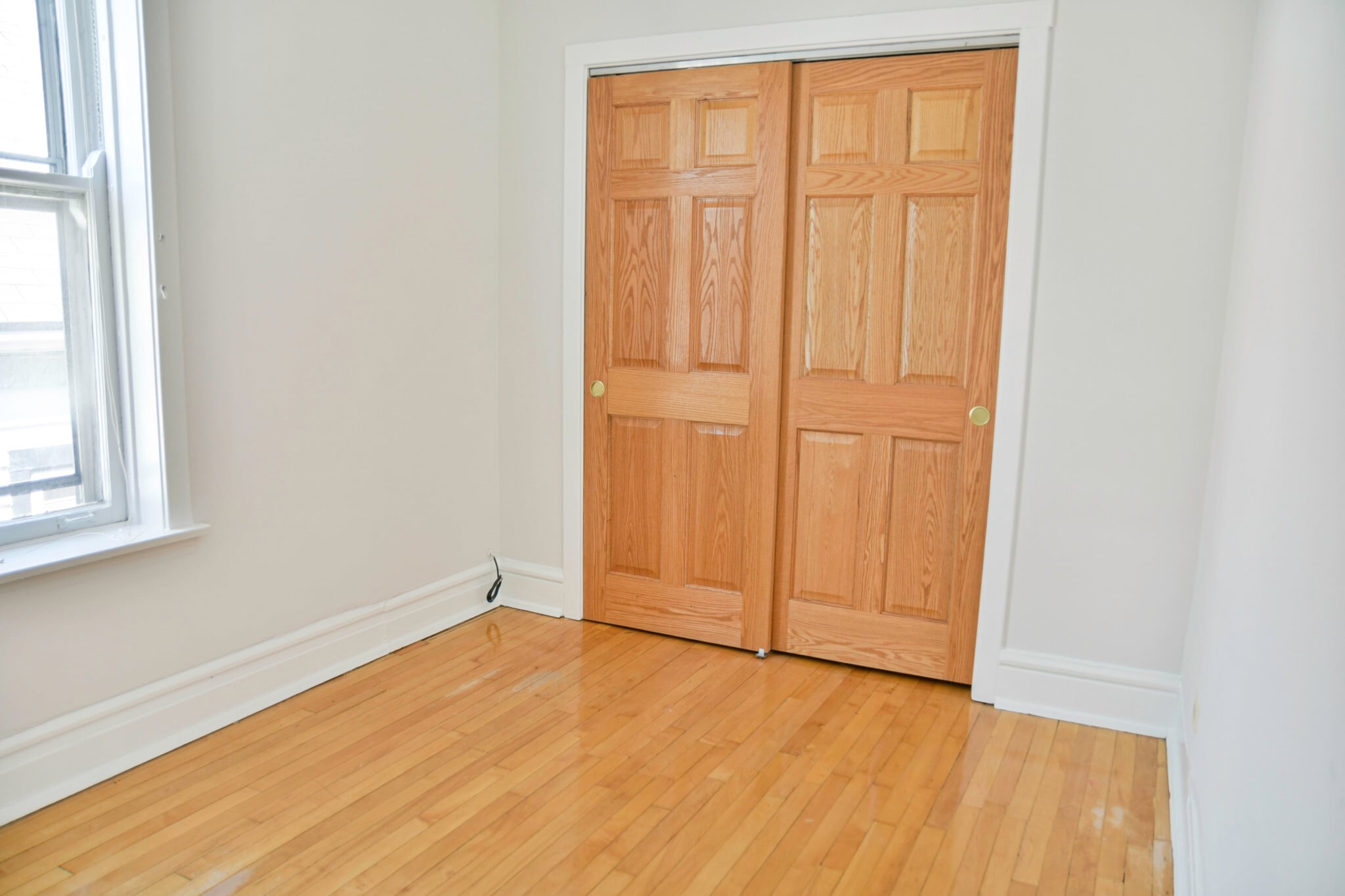 Building Photo - 4203 N Damen Ave