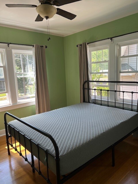 Building Photo - 1316 Benjamin Ave SE