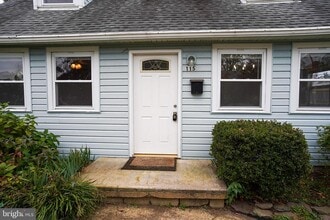 Building Photo - 115 Stevens Rd