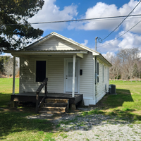 Building Photo - 608 Brick St