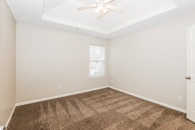 Building Photo - 7796 Newbury Dr