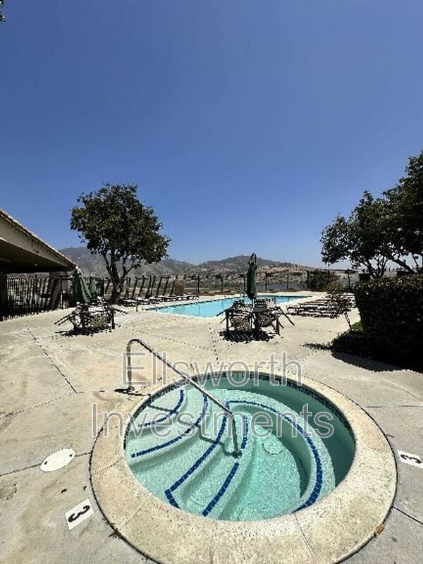 Building Photo - 10195 Bluestone Ct