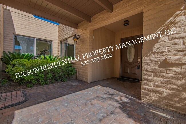 Building Photo - 5084 N Camino Del Lazo