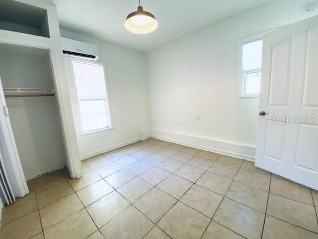 Building Photo - 545 48th Ave N