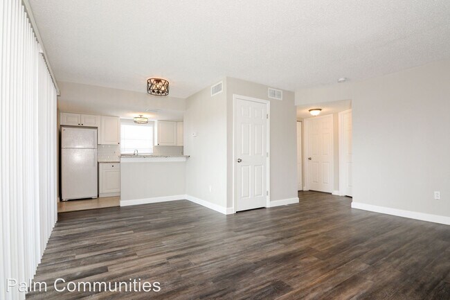 Building Photo - 7950 Blind Pass Rd