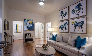 Building Photo - 1 bedroom in Houston TX 77007