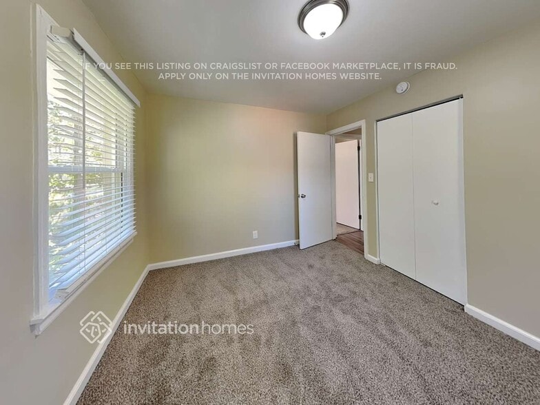 Building Photo - 277 Rocking Hill Dr SW