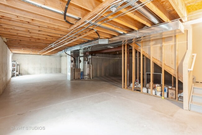 Building Photo - 14712 Independence Dr