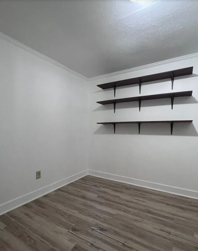 Building Photo - 4 Bedroom, 2 Bath Opelika Rental