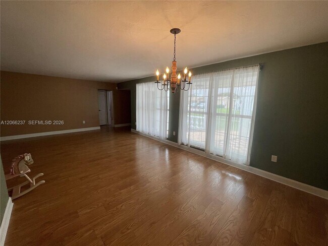 Building Photo - 9301 SW 54th St