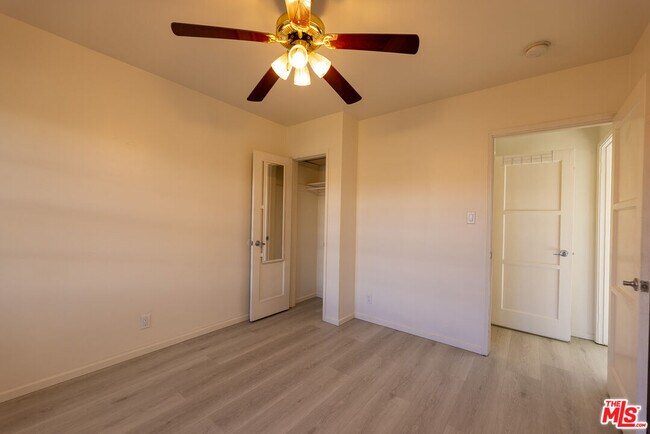 Building Photo - 1940 S Robertson Blvd