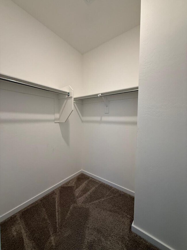 Building Photo - 17760 W Cassia Way