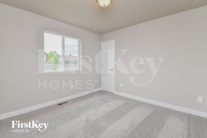 Building Photo - 10141 Luneth Dr