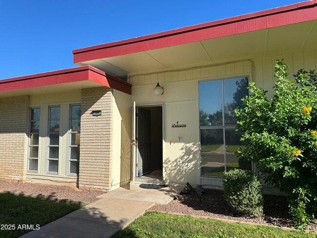 Building Photo - 13005 N 100th Dr