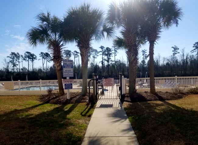 Building Photo - 637 Waterway Village Blvd
