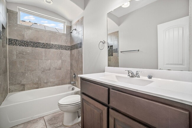 Building Photo - 10237 Little Falls Trail